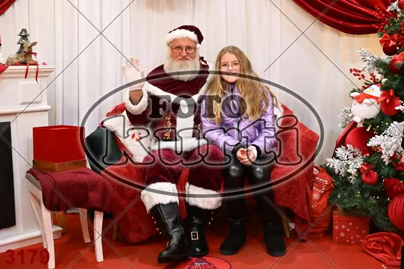 20.12. 15 00 DO 20 00 4 - FotoKurti