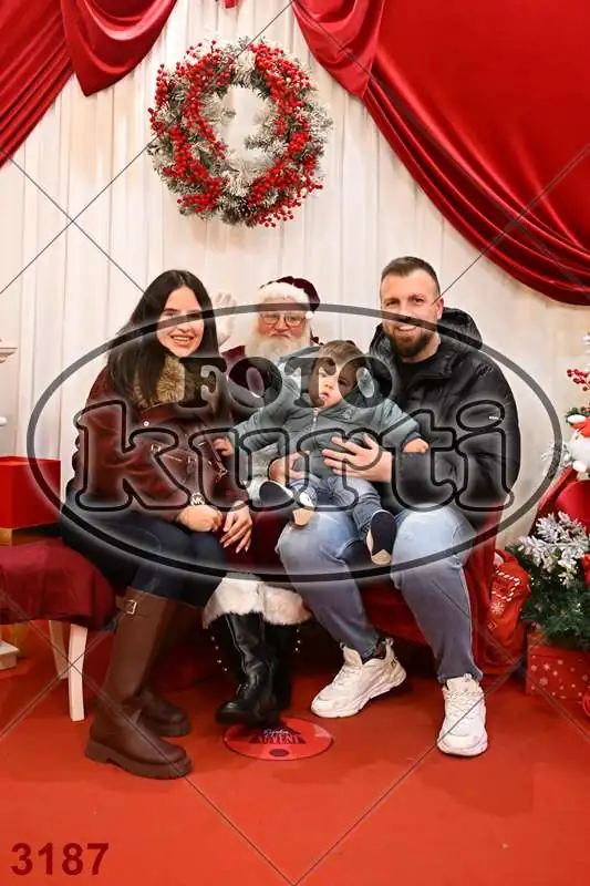 20.12. 15 00 DO 20 00 12 - FotoKurti