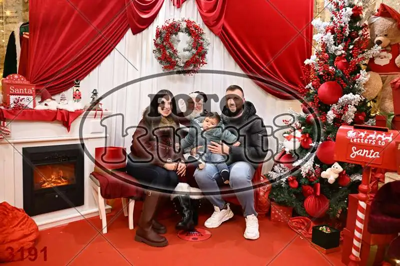 20.12. 15 00 DO 20 00 4 - FotoKurti