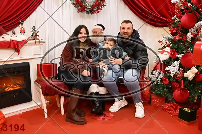20.12. 15 00 DO 20 00 7 - FotoKurti