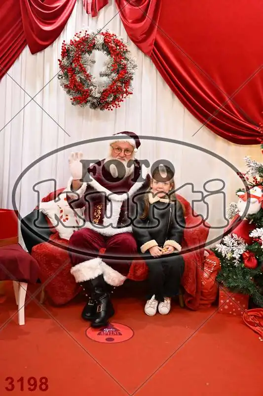 20.12. 15 00 DO 20 00 11 - FotoKurti