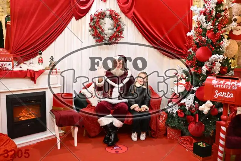 20.12. 15 00 DO 20 00 6 - FotoKurti