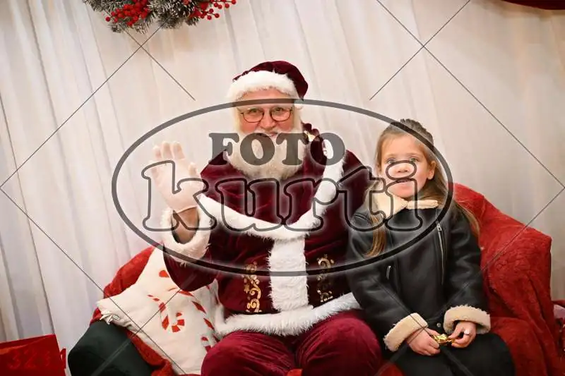 20.12. 15 00 DO 20 00 12 - FotoKurti
