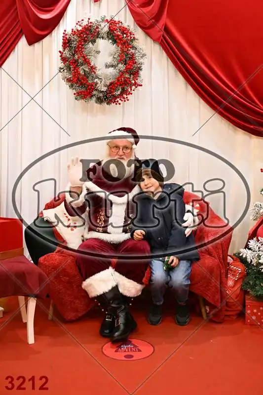 20.12. 15 00 DO 20 00 1 - FotoKurti