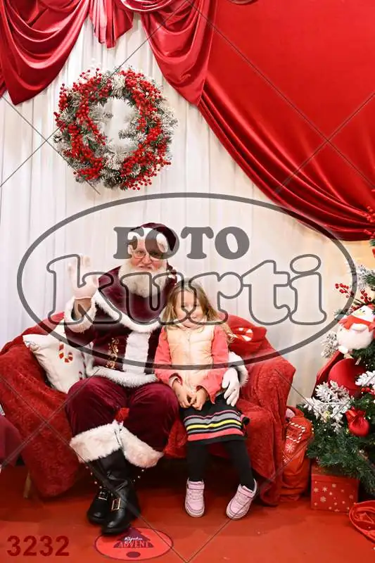 20.12. 15 00 DO 20 00 9 - FotoKurti