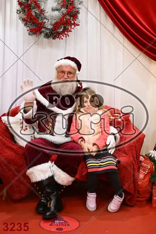 20.12. 15 00 DO 20 00 12 - FotoKurti