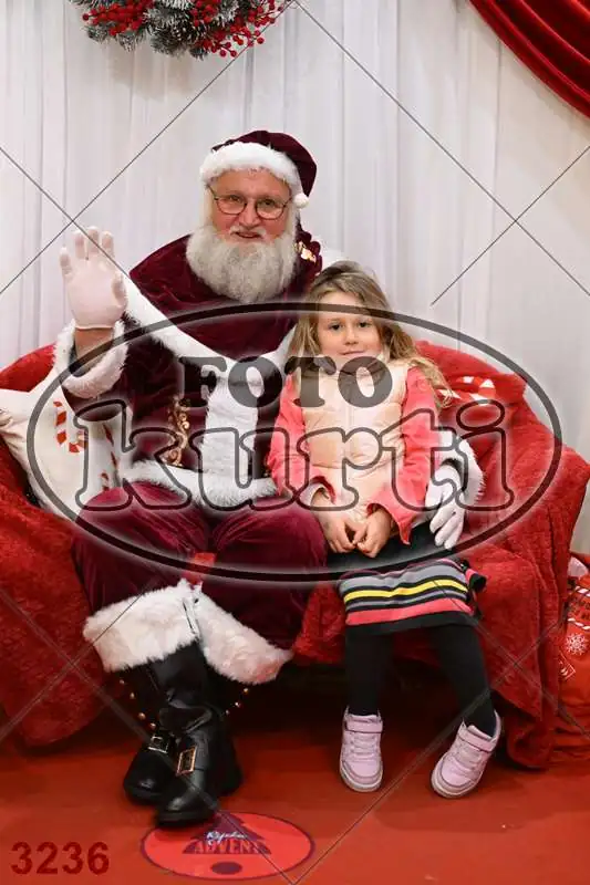 20.12. 15 00 DO 20 00 1 - FotoKurti