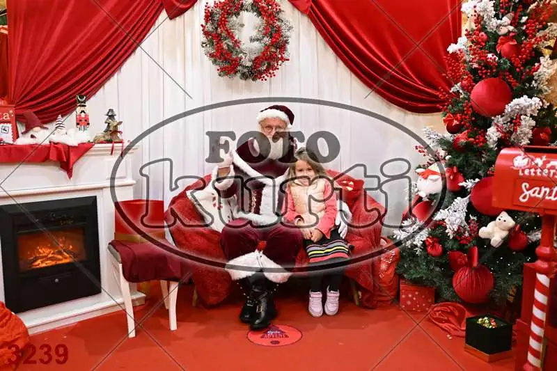 20.12. 15 00 DO 20 00 4 - FotoKurti