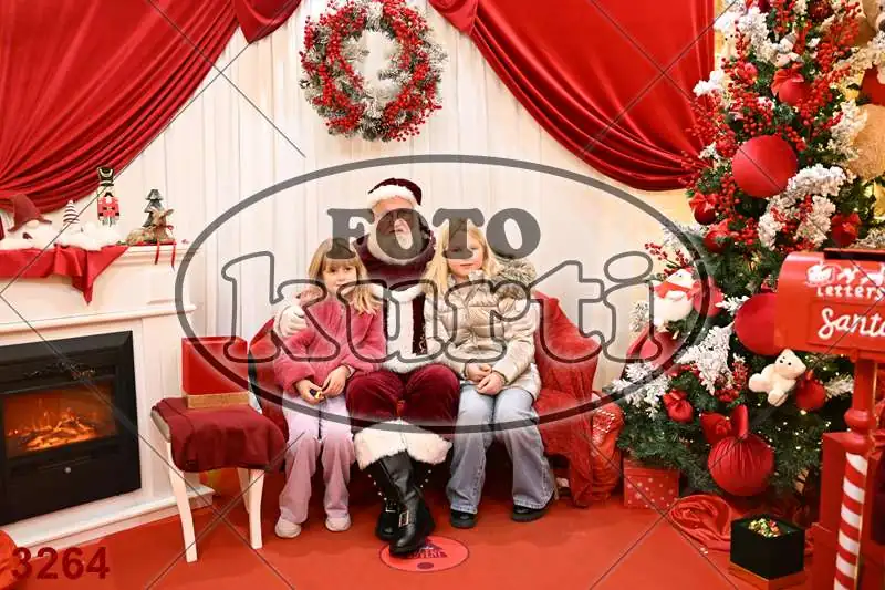 20.12. 15 00 DO 20 00 5 - FotoKurti