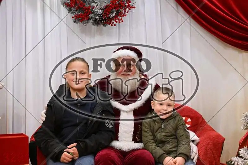 20.12. 15 00 DO 20 00 10 - FotoKurti