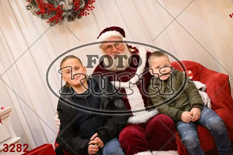 20.12. 15 00 DO 20 00 11 - FotoKurti