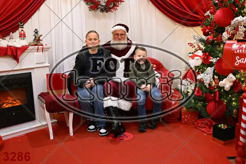 20.12. 15 00 DO 20 00 3 - FotoKurti