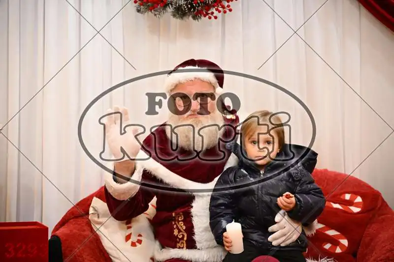 20.12. 15 00 DO 20 00 10 - FotoKurti