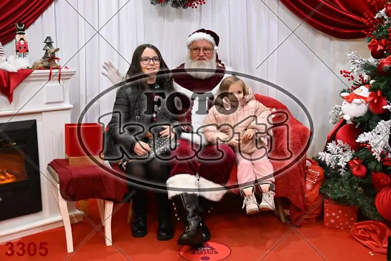 20.12. 15 00 DO 20 00 10 - FotoKurti
