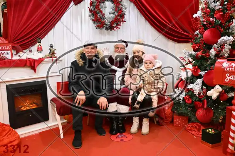 20.12. 15 00 DO 20 00 5 - FotoKurti