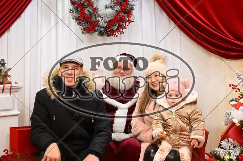 20.12. 15 00 DO 20 00 8 - FotoKurti