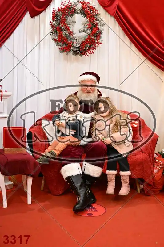 20.12. 15 00 DO 20 00 10 - FotoKurti