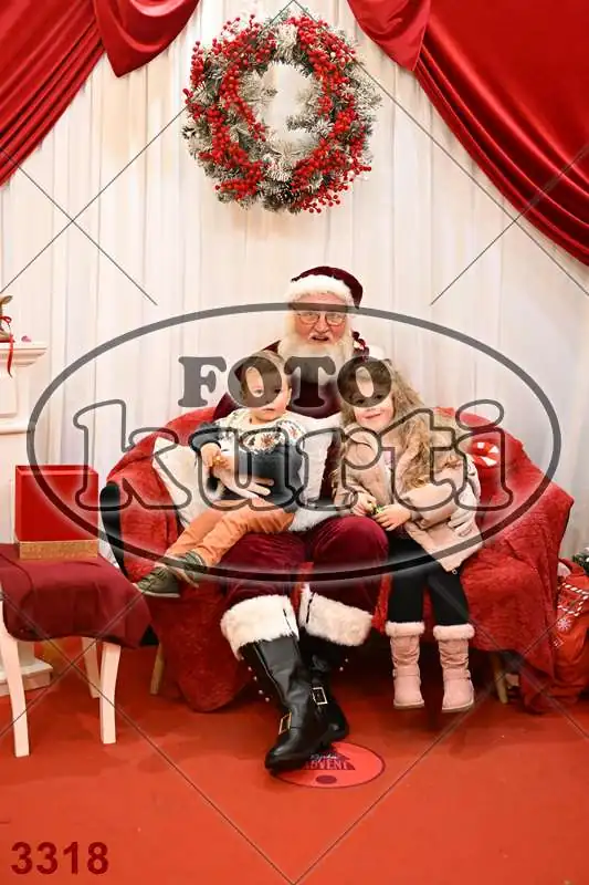 20.12. 15 00 DO 20 00 11 - FotoKurti
