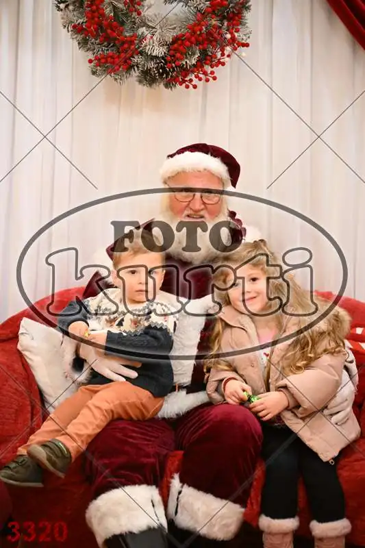 20.12. 15 00 DO 20 00 1 - FotoKurti