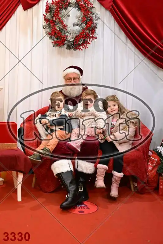 20.12. 15 00 DO 20 00 11 - FotoKurti