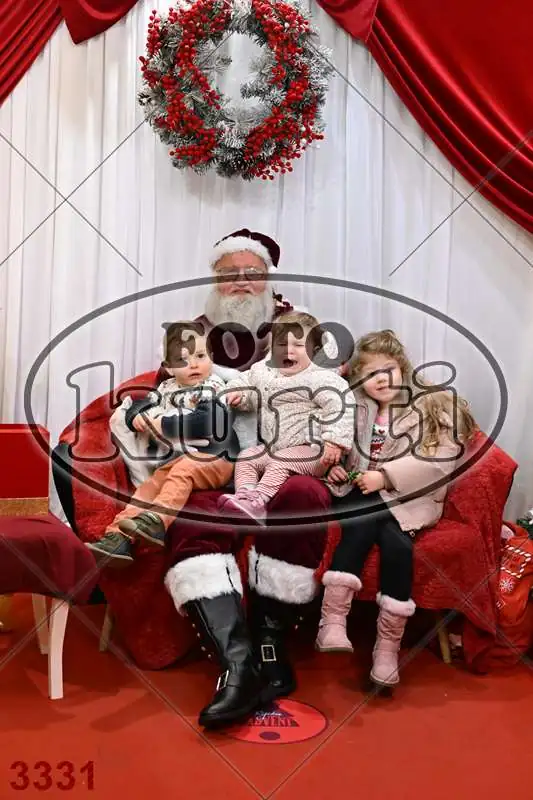 20.12. 15 00 DO 20 00 12 - FotoKurti