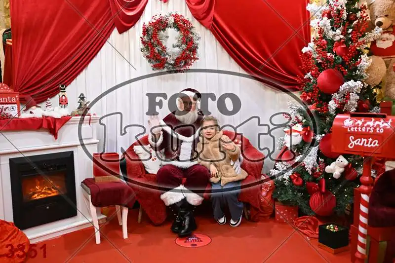 20.12. 15 00 DO 20 00 8 - FotoKurti