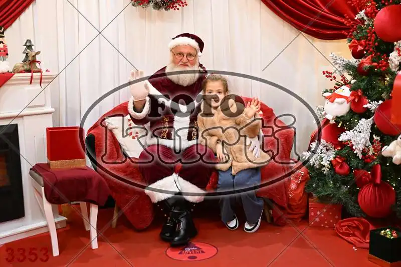 20.12. 15 00 DO 20 00 10 - FotoKurti