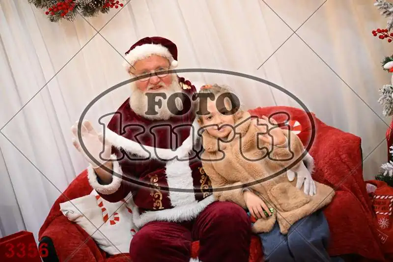 20.12. 15 00 DO 20 00 1 - FotoKurti