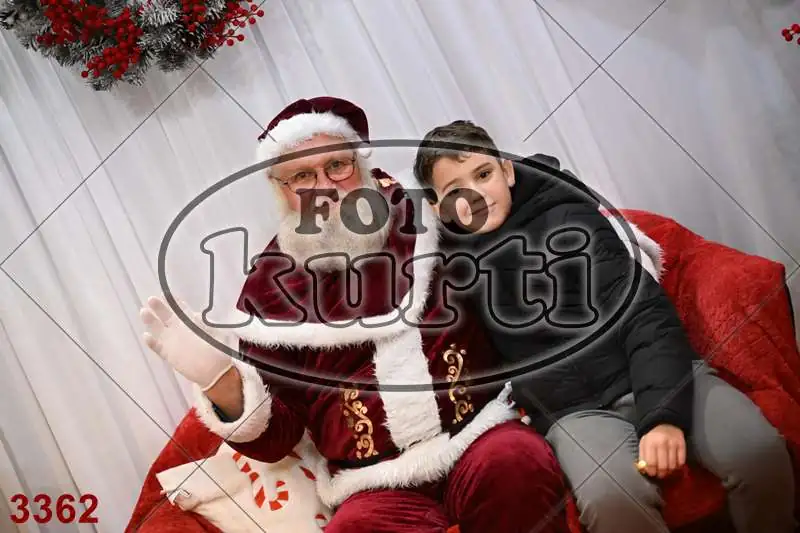 20.12. 15 00 DO 20 00 7 - FotoKurti