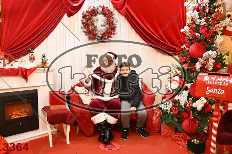 20.12. 15 00 DO 20 00 9 - FotoKurti