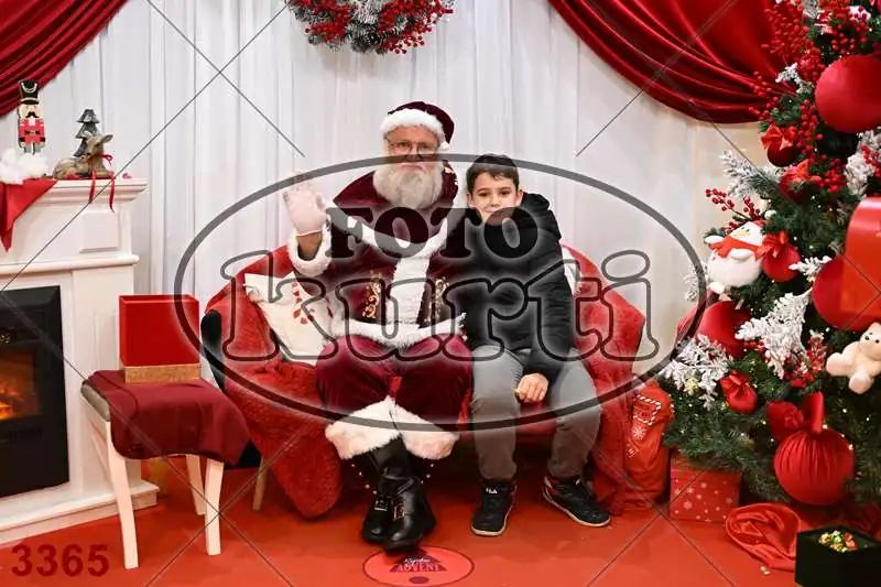 20.12. 15 00 DO 20 00 10 - FotoKurti