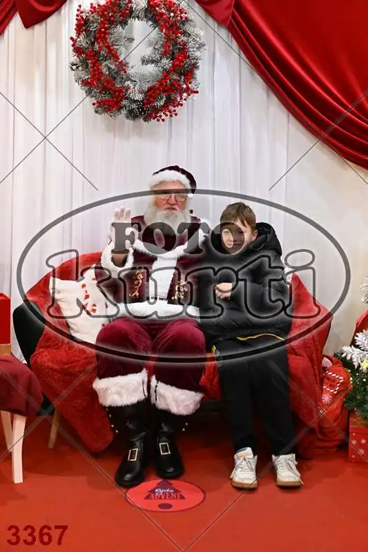 20.12. 15 00 DO 20 00 12 - FotoKurti