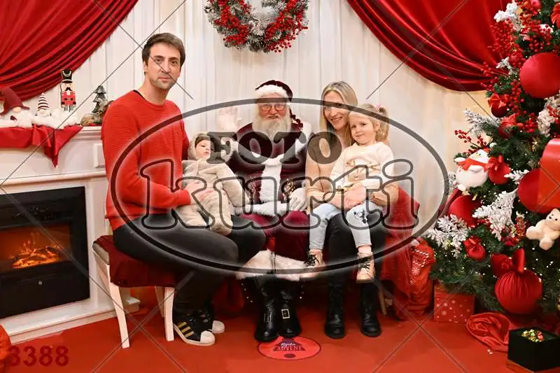 20.12. 15 00 DO 20 00 9 - FotoKurti