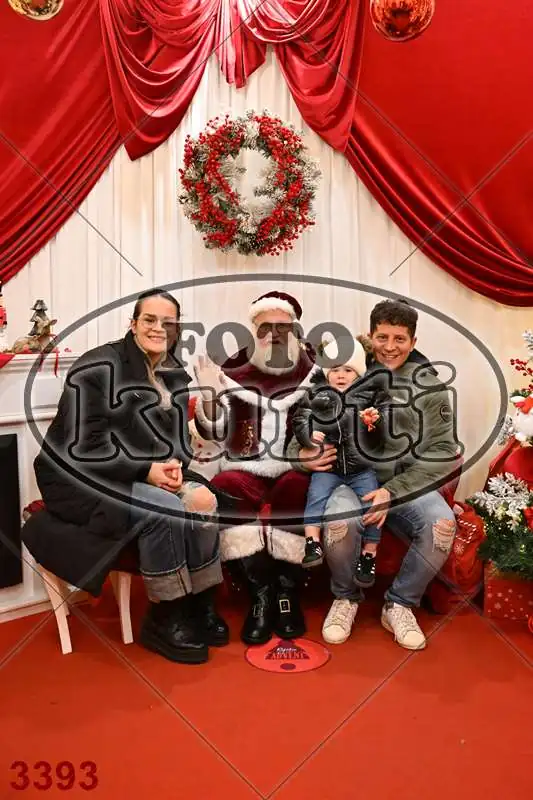 20.12. 15 00 DO 20 00 2 - FotoKurti