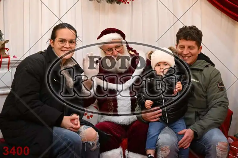 20.12. 15 00 DO 20 00 9 - FotoKurti