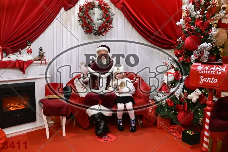 20.12. 15 00 DO 20 00 8 - FotoKurti