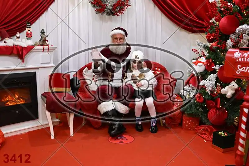 20.12. 15 00 DO 20 00 9 - FotoKurti