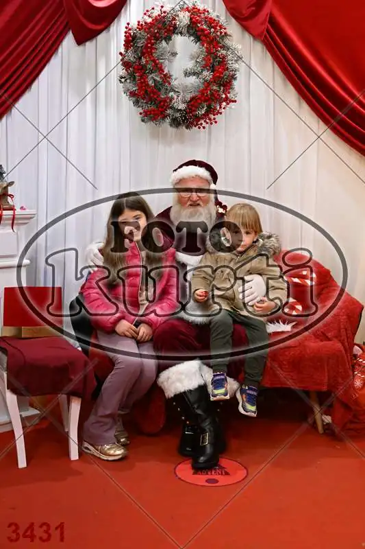 20.12. 15 00 DO 20 00 4 - FotoKurti