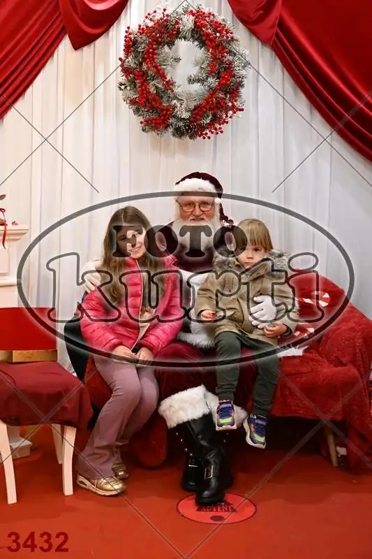 20.12. 15 00 DO 20 00 5 - FotoKurti