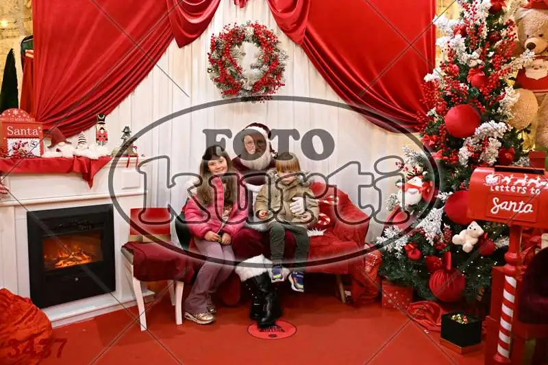 20.12. 15 00 DO 20 00 10 - FotoKurti