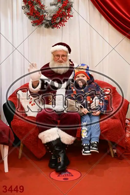 20.12. 15 00 DO 20 00 10 - FotoKurti