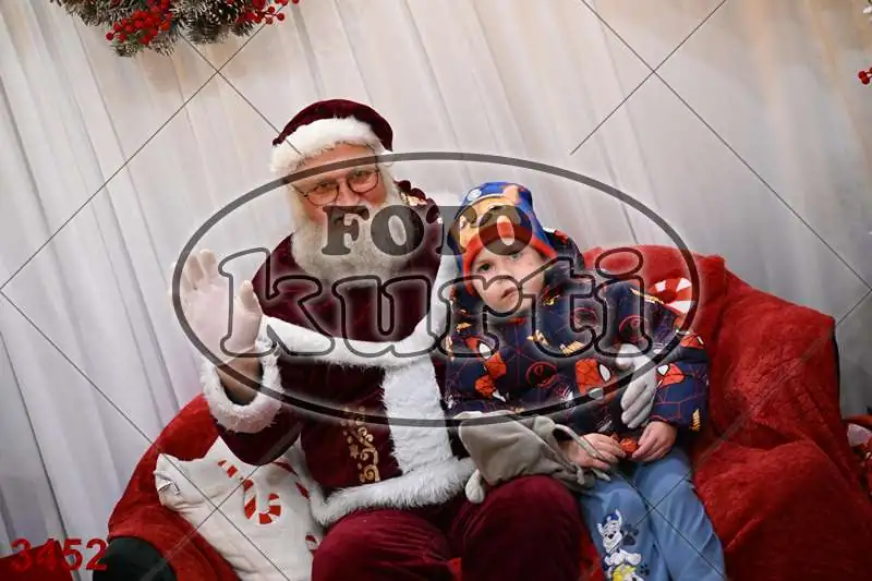 20.12. 15 00 DO 20 00 1 - FotoKurti