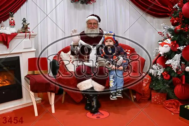 20.12. 15 00 DO 20 00 3 - FotoKurti