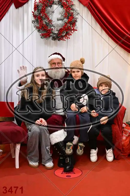 20.12. 15 00 DO 20 00 8 - FotoKurti