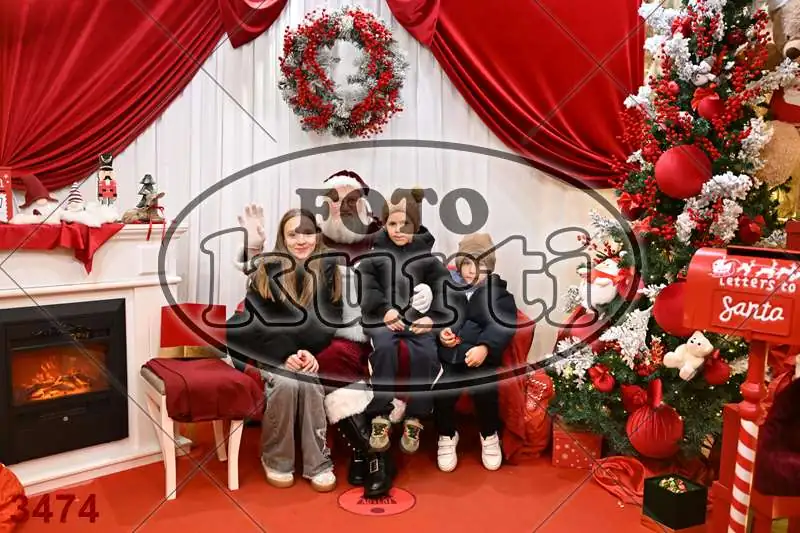 20.12. 15 00 DO 20 00 11 - FotoKurti