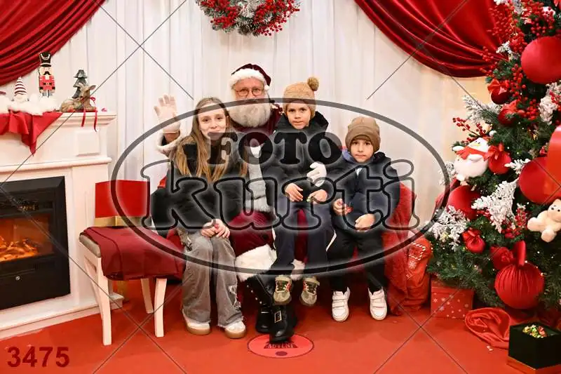 20.12. 15 00 DO 20 00 12 - FotoKurti