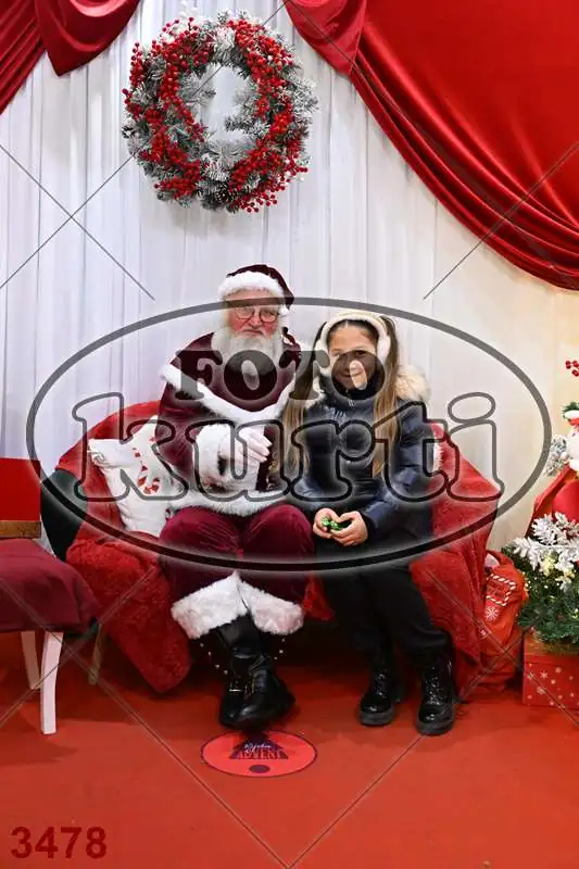 20.12. 15 00 DO 20 00 3 - FotoKurti