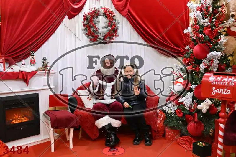 20.12. 15 00 DO 20 00 9 - FotoKurti
