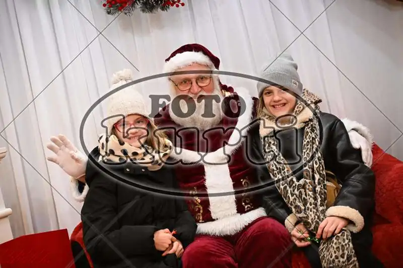 20.12. 15 00 DO 20 00 5 - FotoKurti