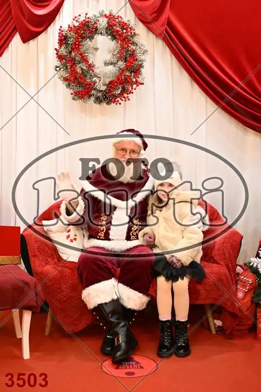 20.12. 15 00 DO 20 00 4 - FotoKurti